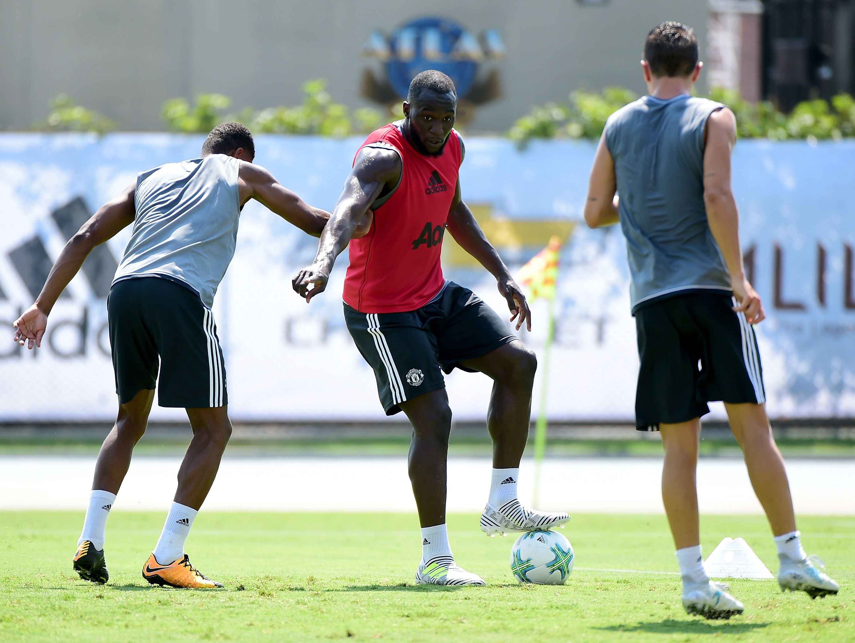 Romalu Lukaku in United's training session