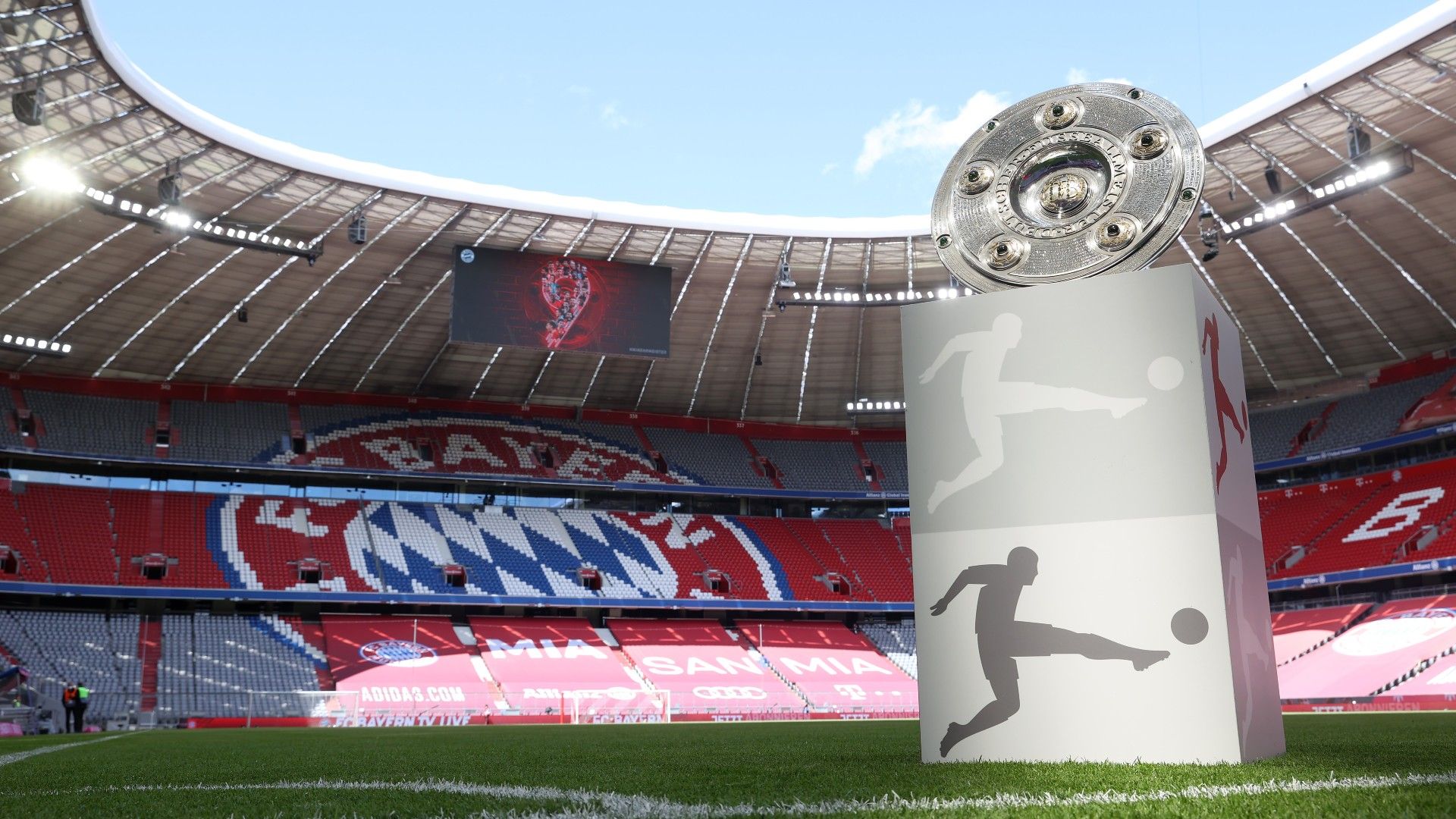 FC Bayern Meisterschale 22052021