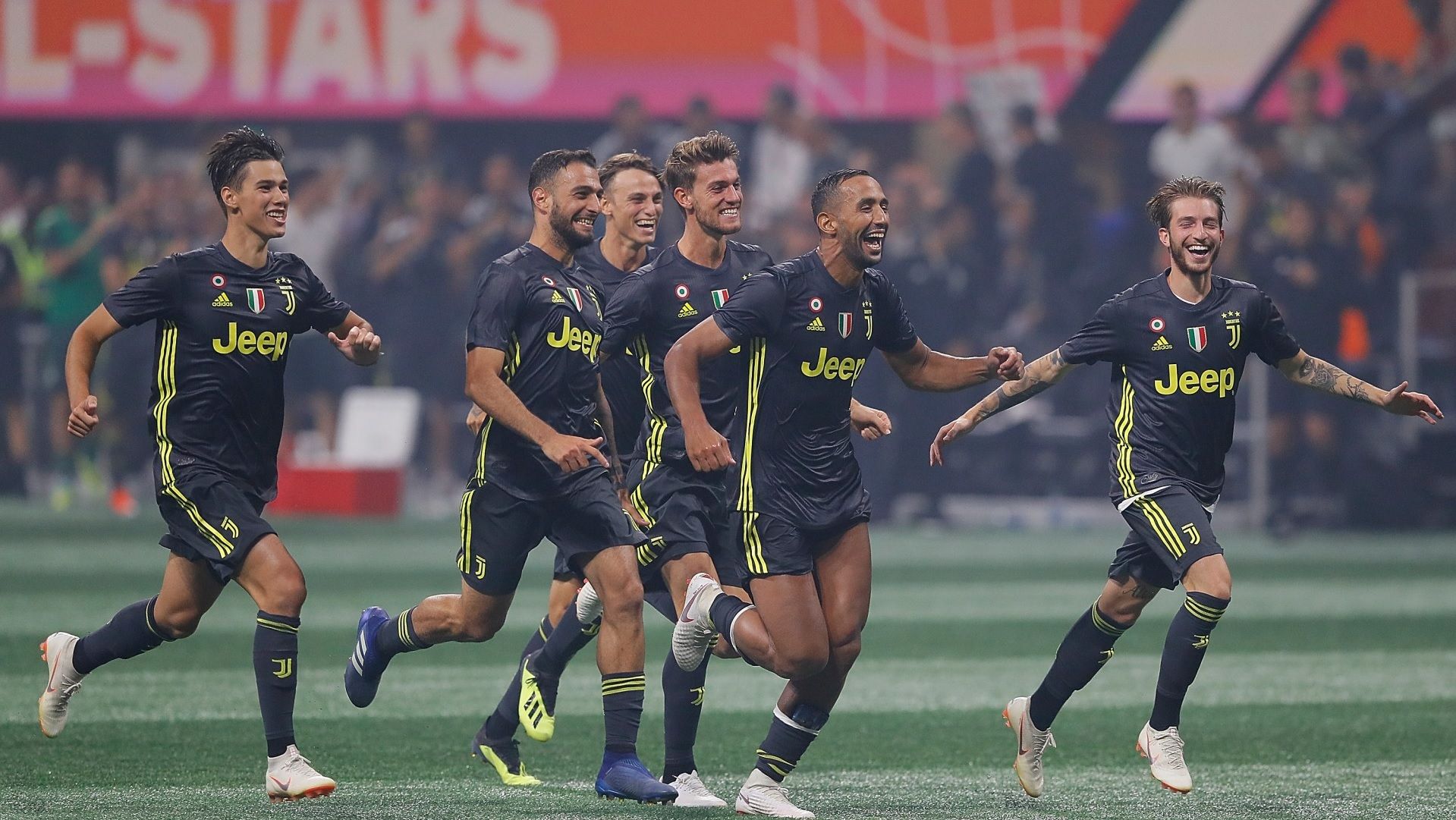 Juventus 3rd Uniform 2018-2019_2