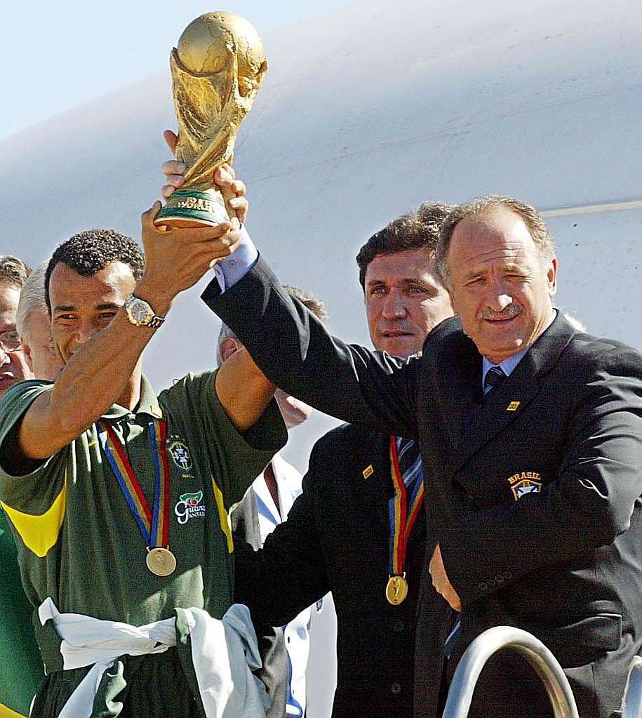 Scolari y Cafú título mundial 2002