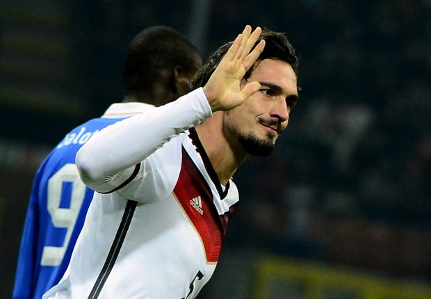 Mats Hummels Italy Germany 11152013