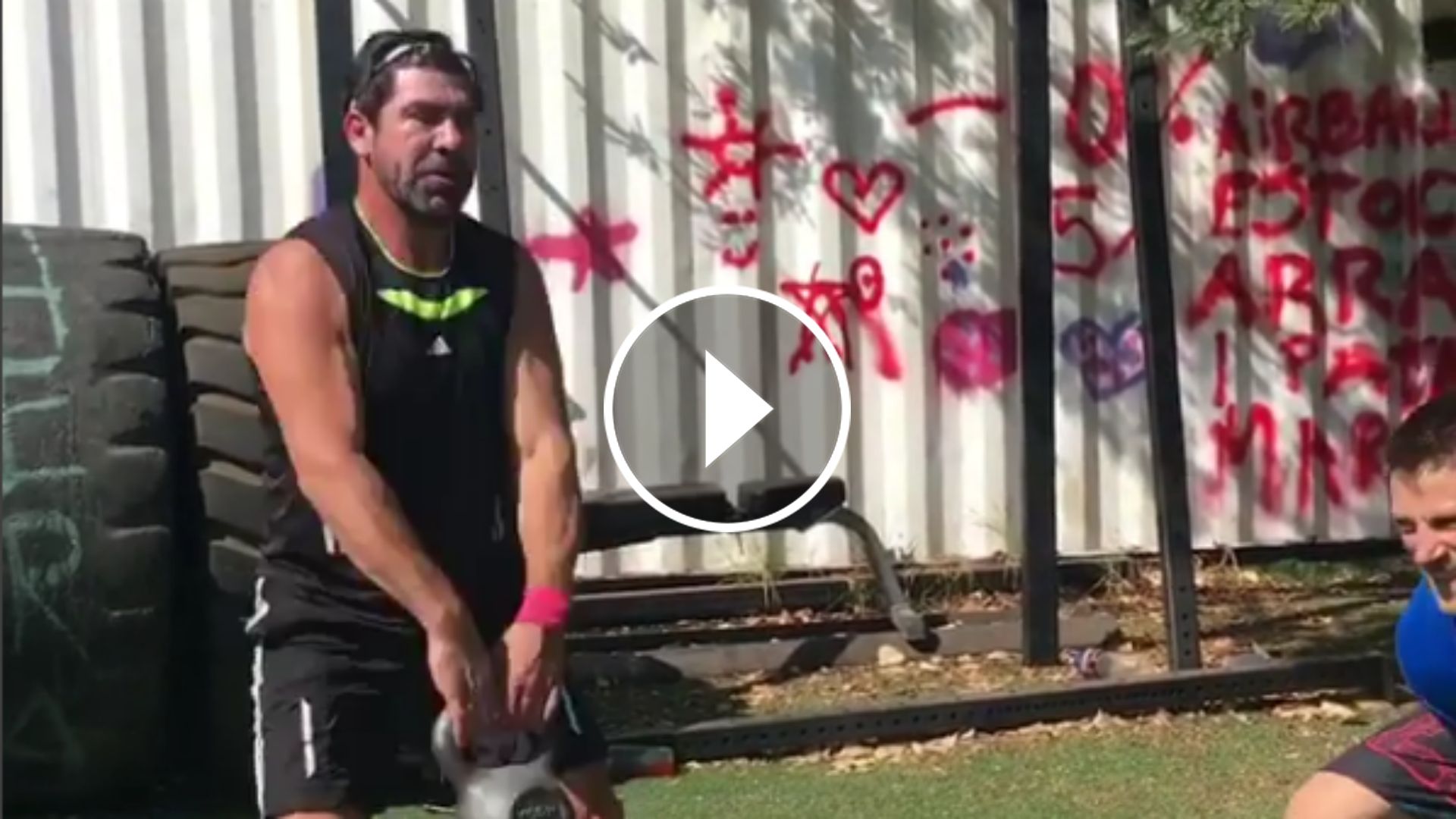 play Marcelo Salas, entrenamiento muscular