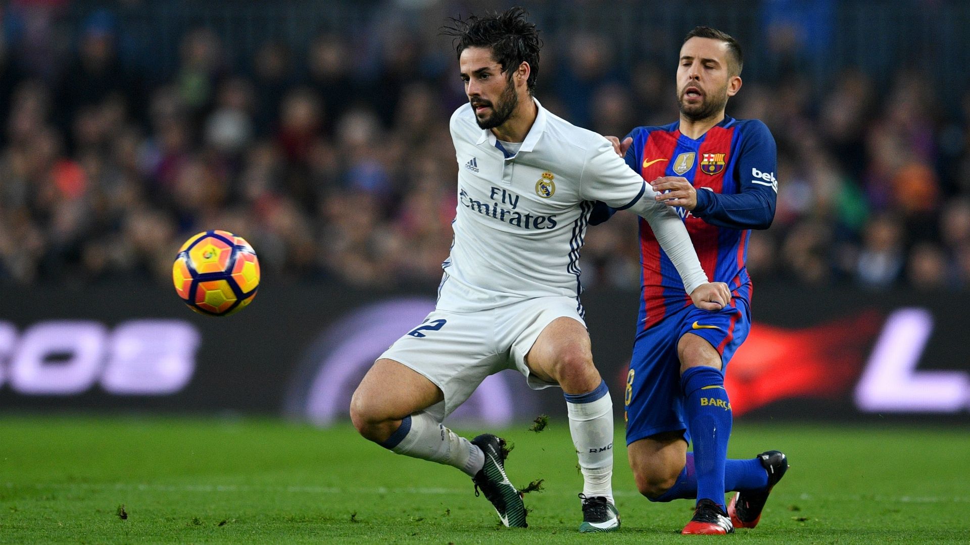 Isco & Jordi Alba FC Barcelona v Real Madrid La Liga 03122016
