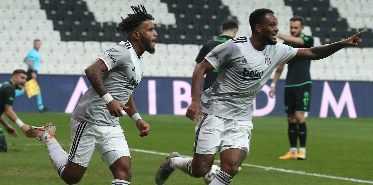 Valentin Rosier Cyle Larin Besiktas Goal Celebration vs. Konyaspor 02/07/21