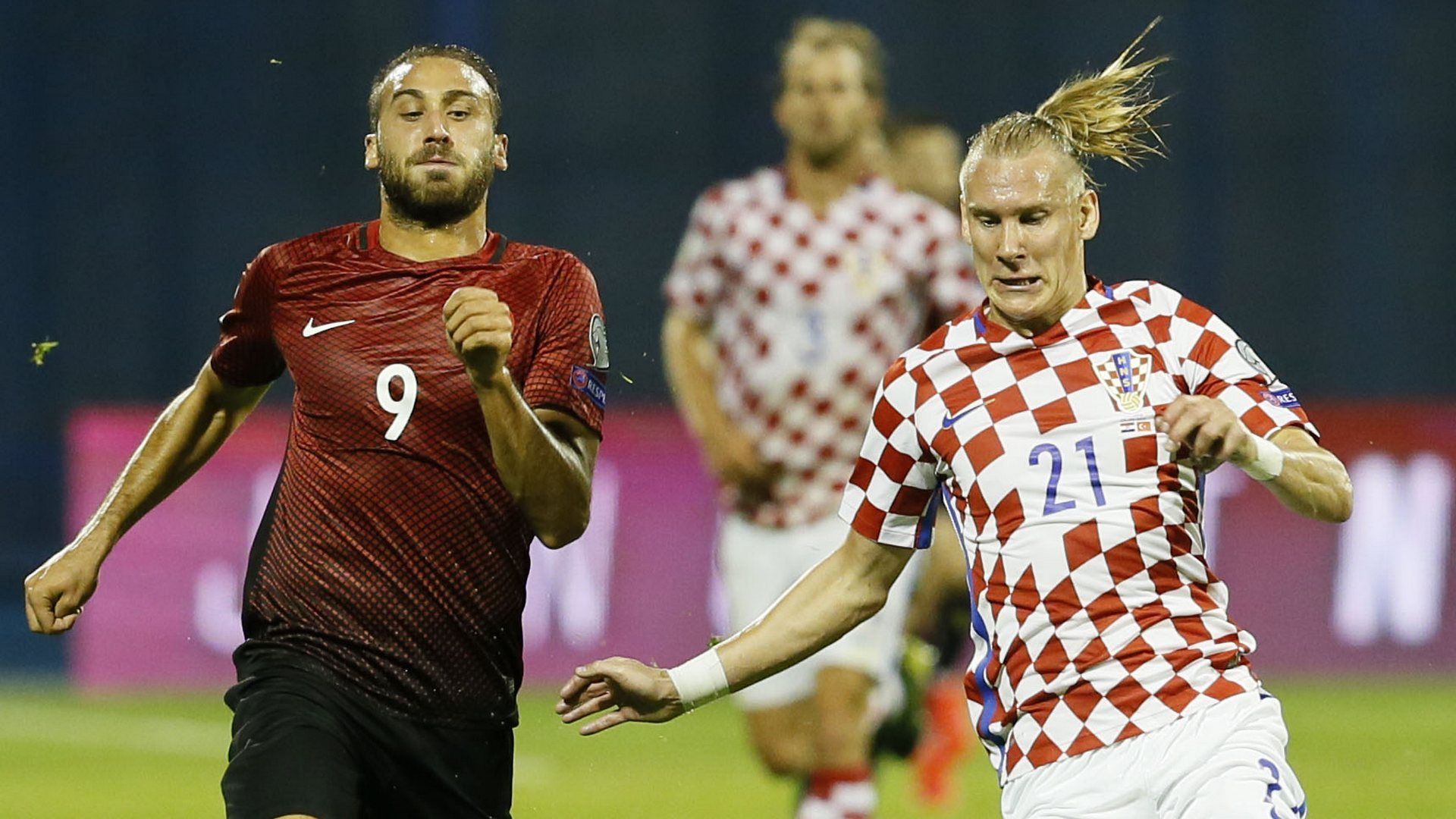 Cenk Tosun Domagoj Vida Croatia Turkey