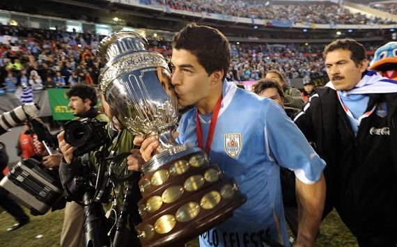 Luis Suarez Uruguay Copa America 07242011