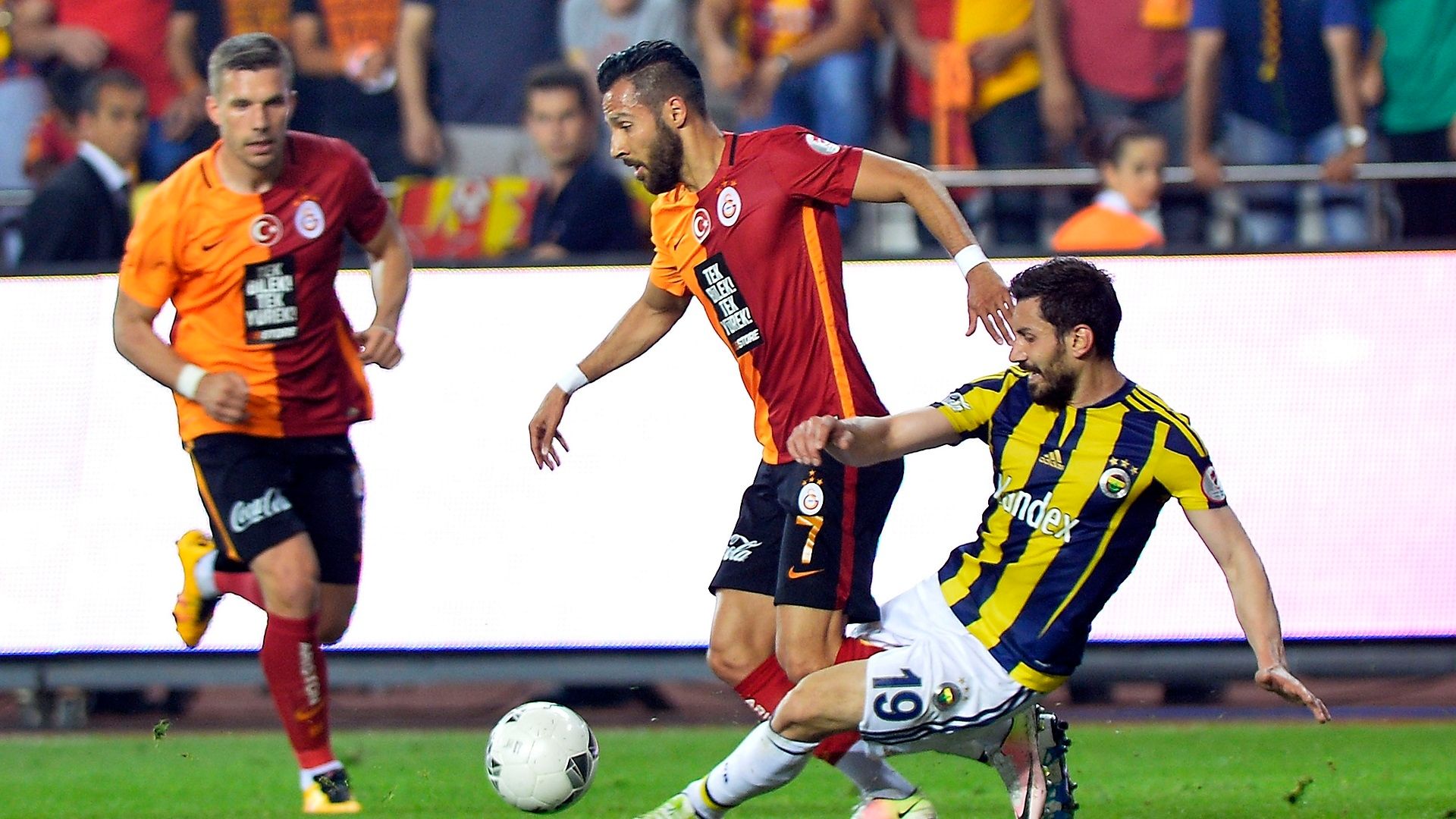 YASIN OZTEKIN SENER OZBAYRAKLI GALATASARAY FENERBAHCE ZTK 26052016