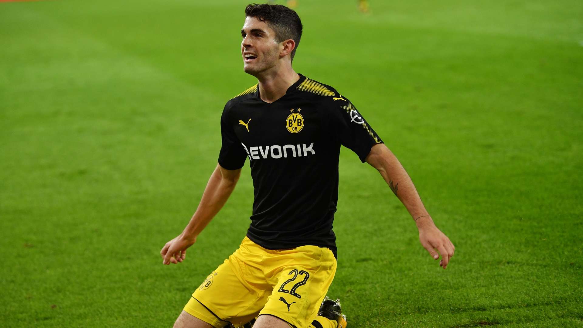 christian pulisic borussia dortmund bundesliga 092017