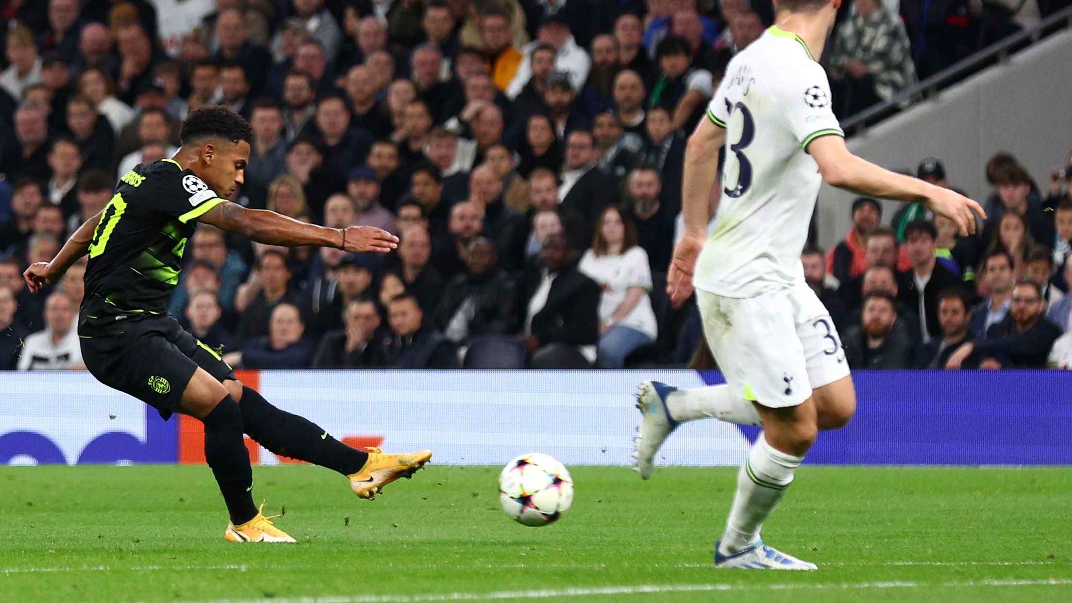 Marcus Edwards Sporting Tottenham 2022-23