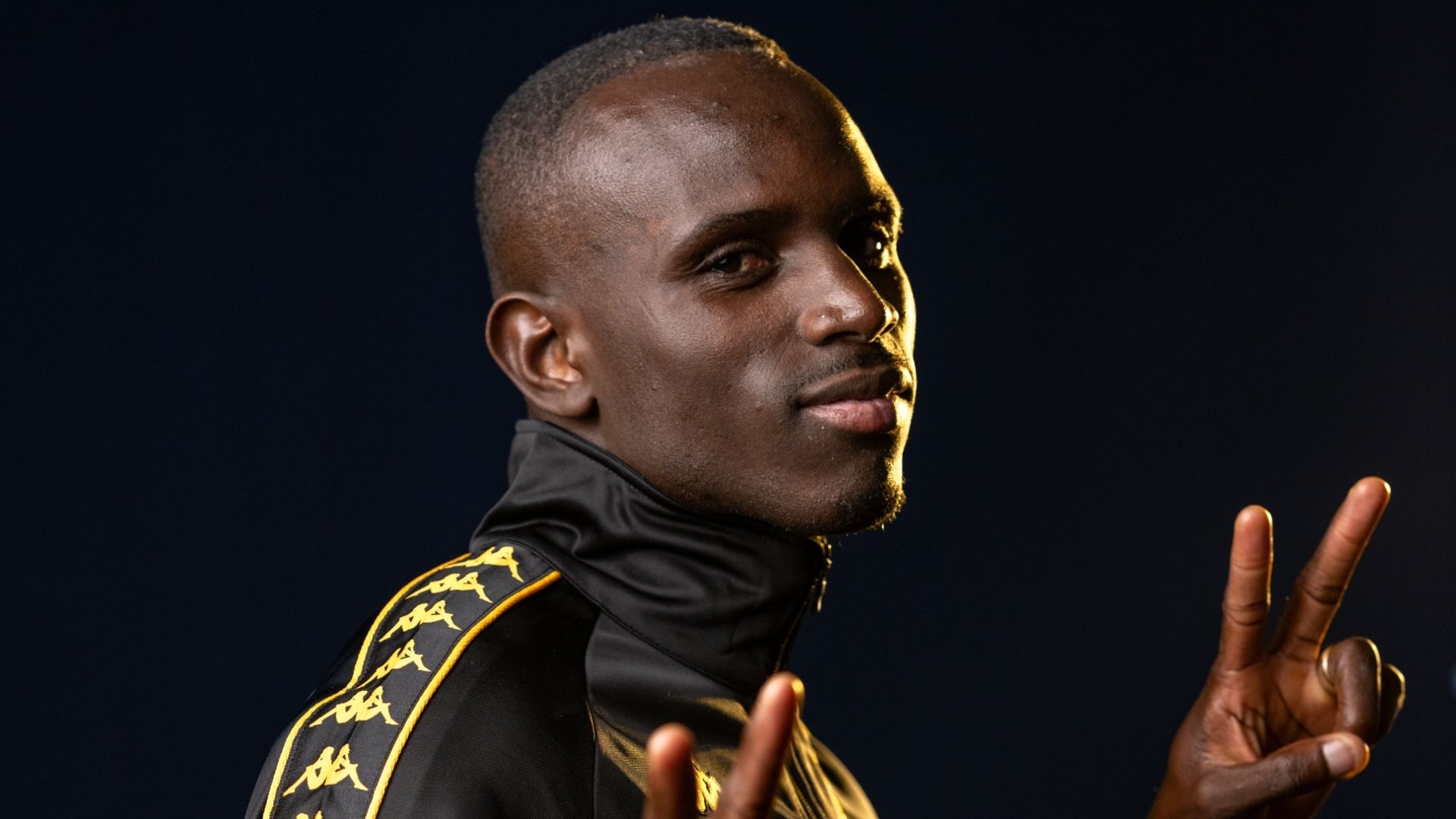 Flavio Silva: Kaizer Chiefs announce signing of Portuguese striker from  Persebaya Surabaya | Goal.com South Africa