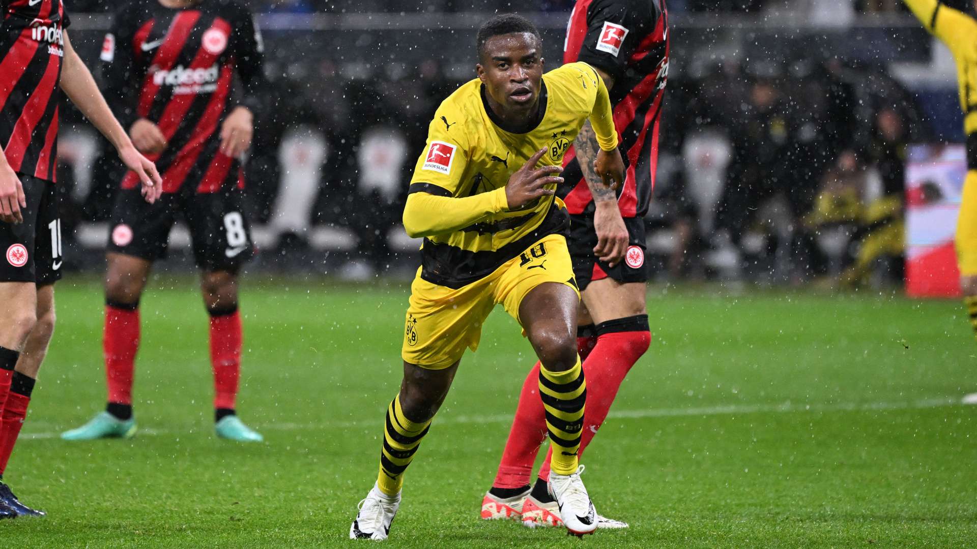 Youssoufa Moukoko Dortmund 2023-24