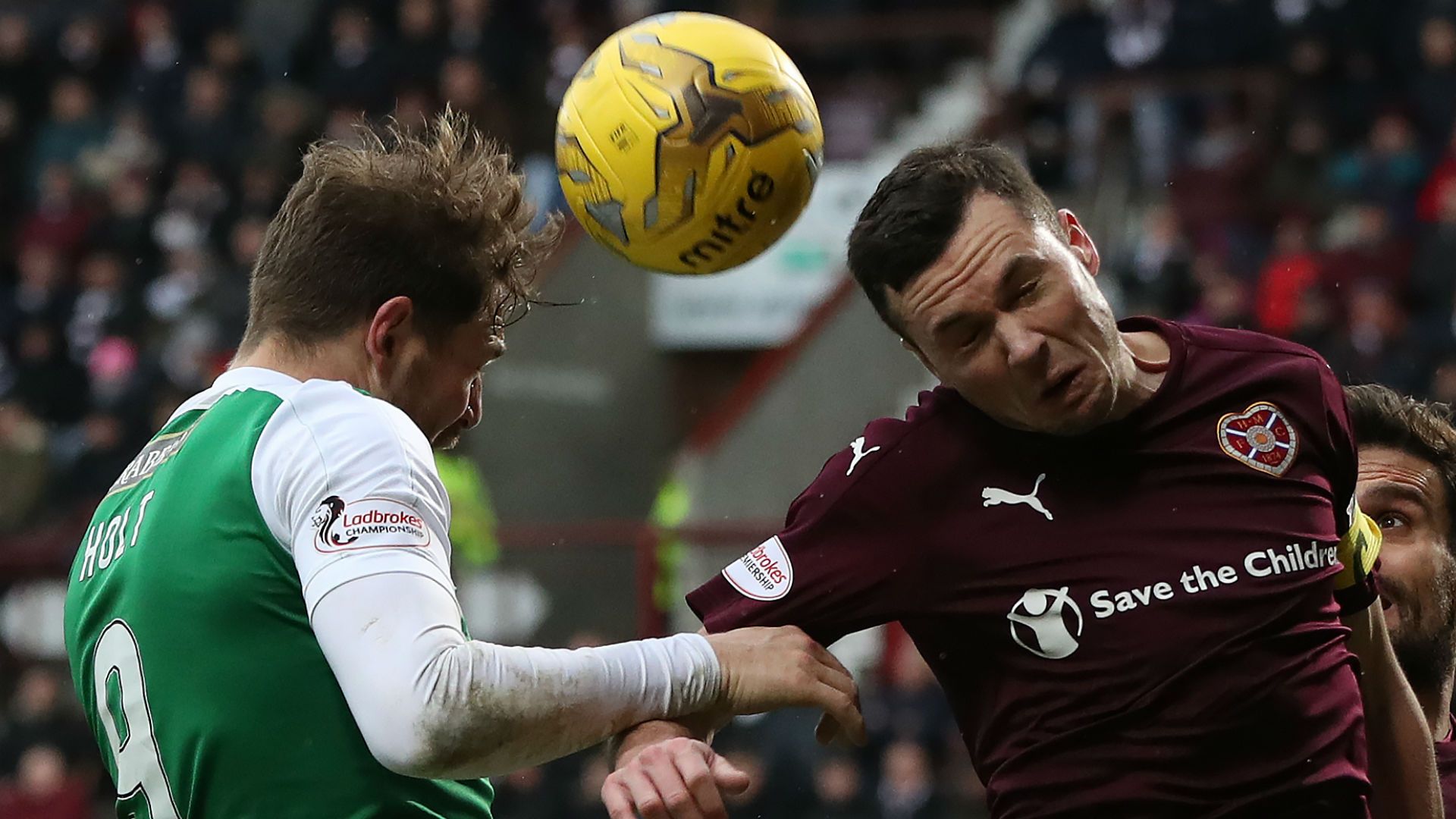 Don Cowie Grant Hold Hearts Hibernian 2017