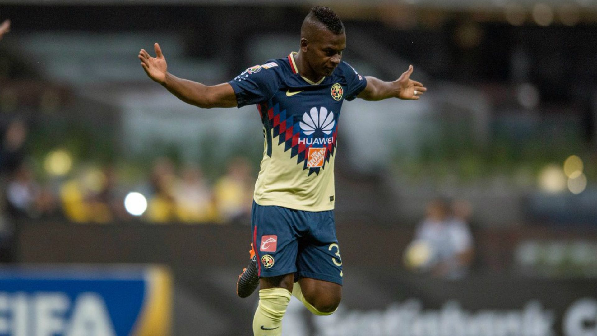 Darwin Quintero América