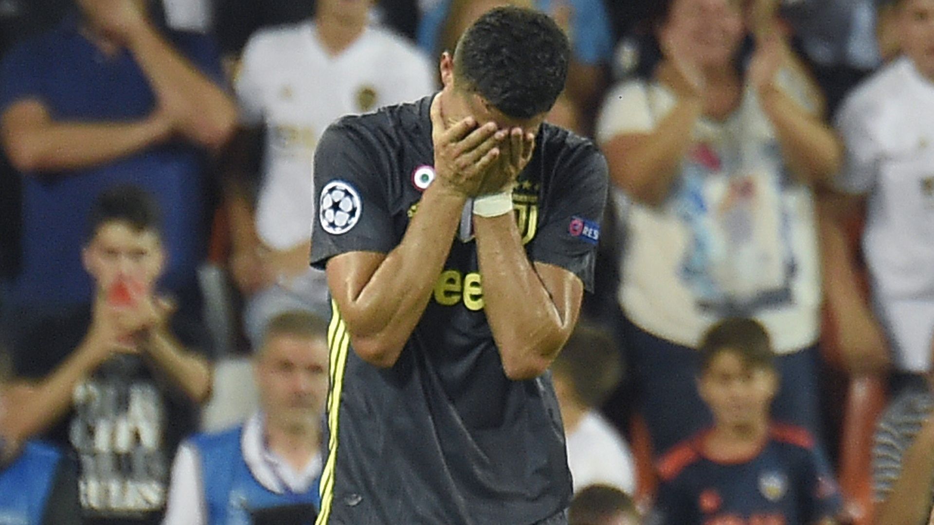 Cristiano Ronaldo Valencia Juventus Champions League