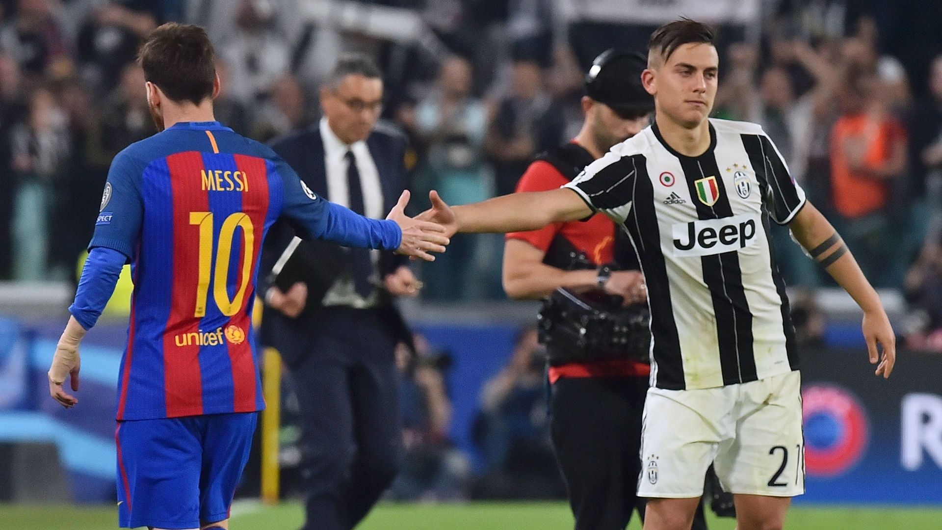 Paulo Dybala Lionel Messi Juventus Barcelona