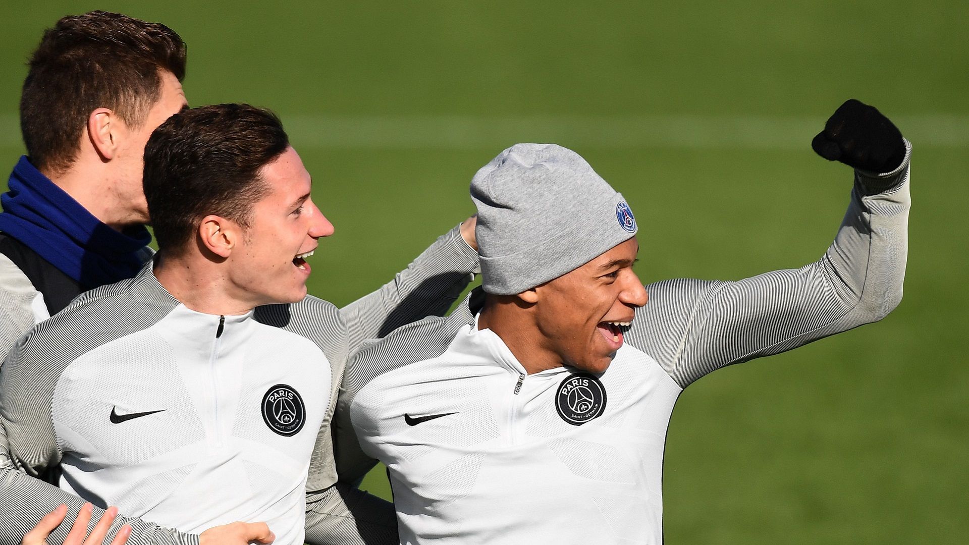 2018-10-10 Draxler Mbappe