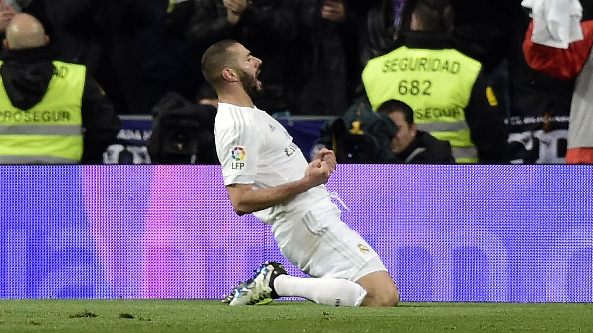 Karim Benzema Real Madrid Villarreal 200416
