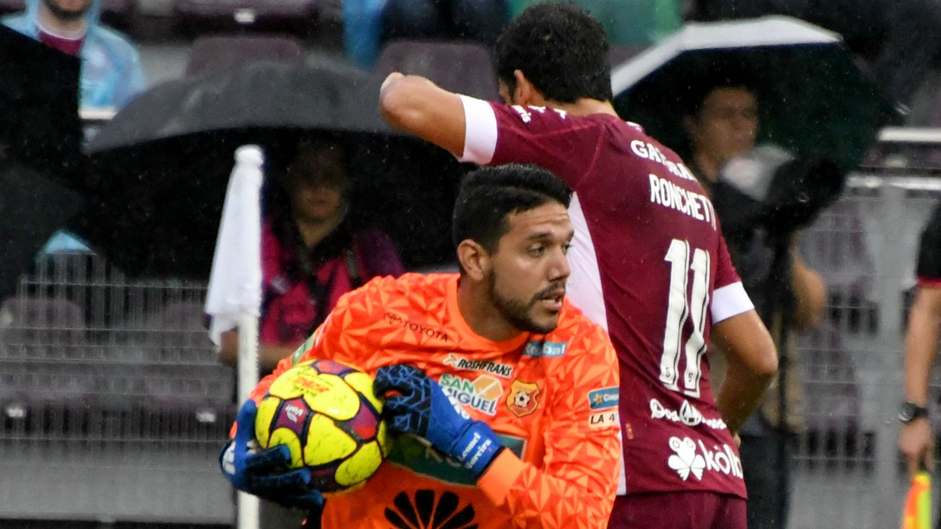 Saprissa v Herediano National Football Championship final at the RIcardo Saprissa stadium 21052017