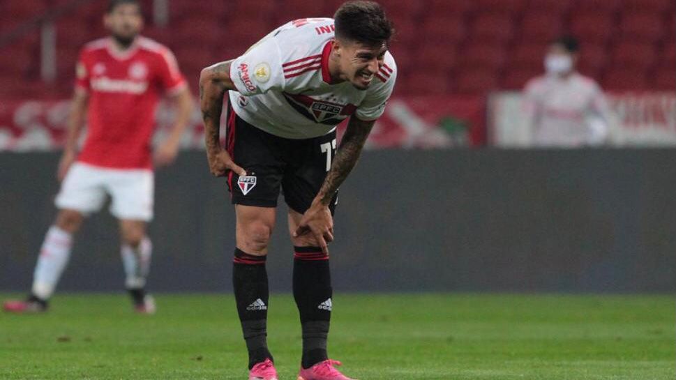 Emiliano Rigoni sofre lesão