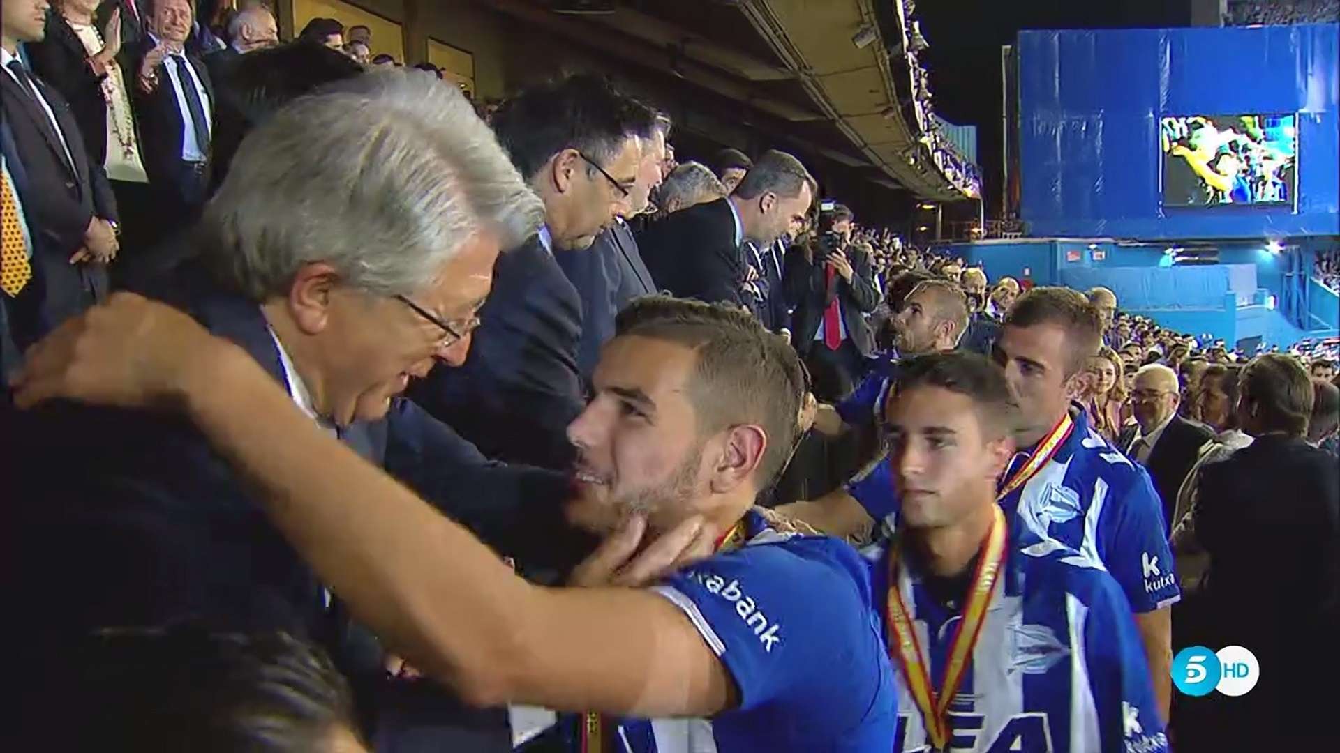 Theo Hernandez Enrique Cerezo