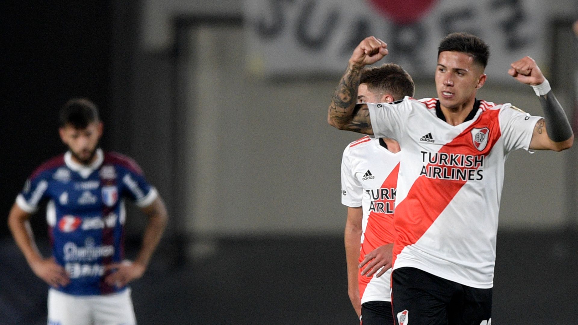 enzo fernandez river fortaleza copa libertadores 13042022
