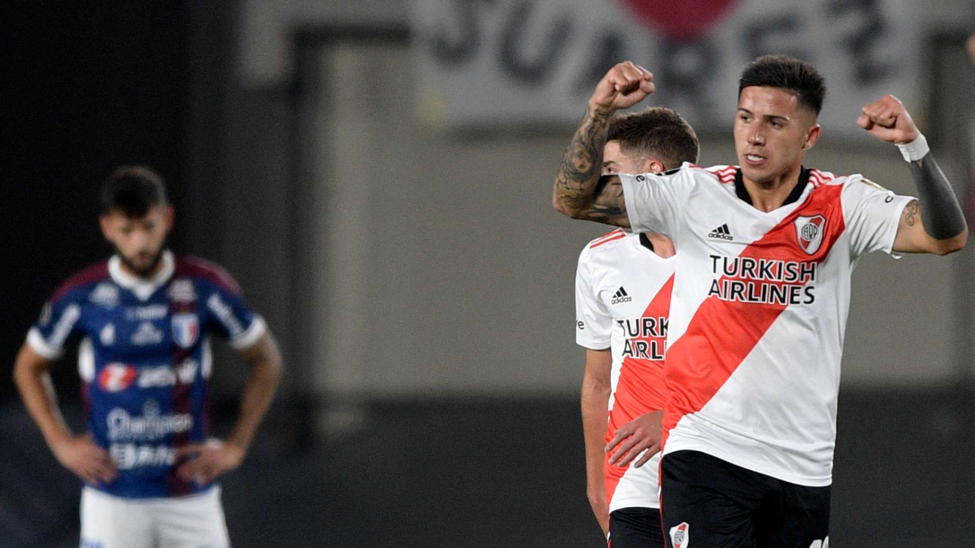 enzo fernandez river fortaleza copa libertadores 13042022