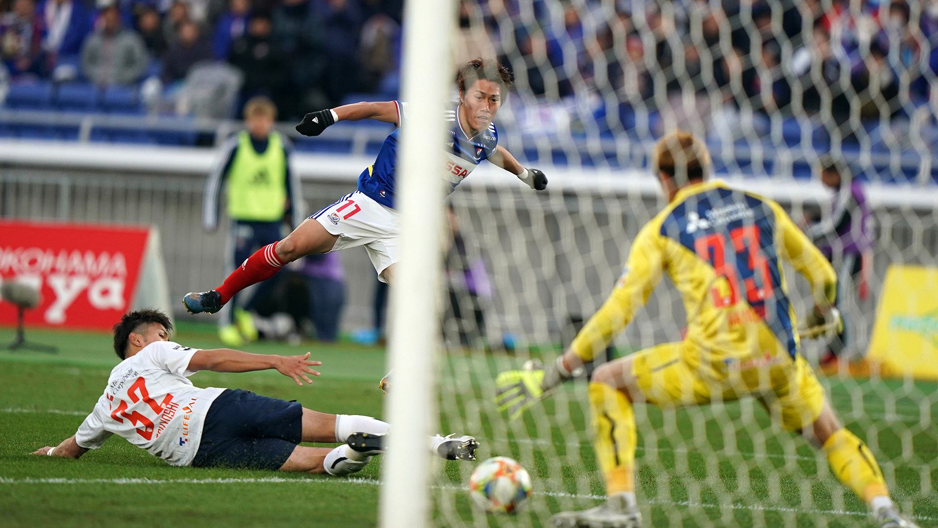 2019-12-09-marinos-tokyo-endo