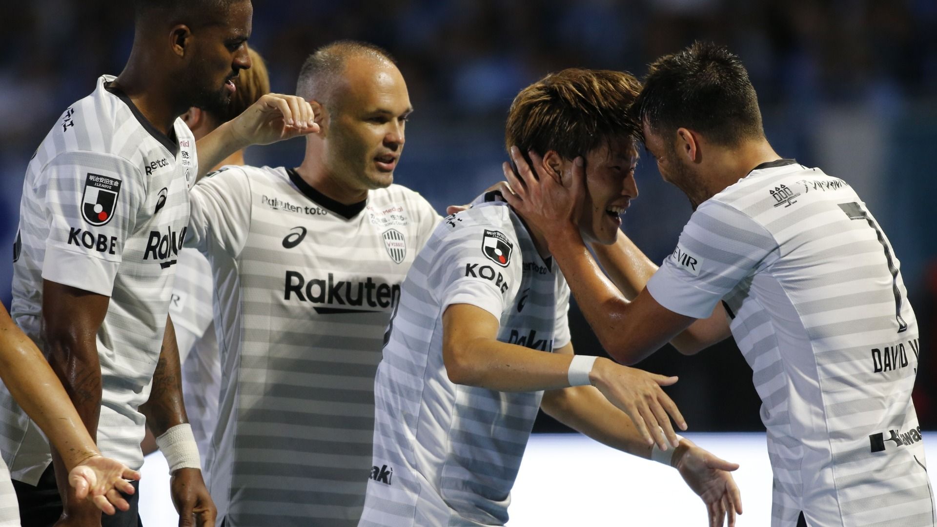 2019-11-28-Vissel_Kobe＿Iniesta-Villa-Furuhashi
