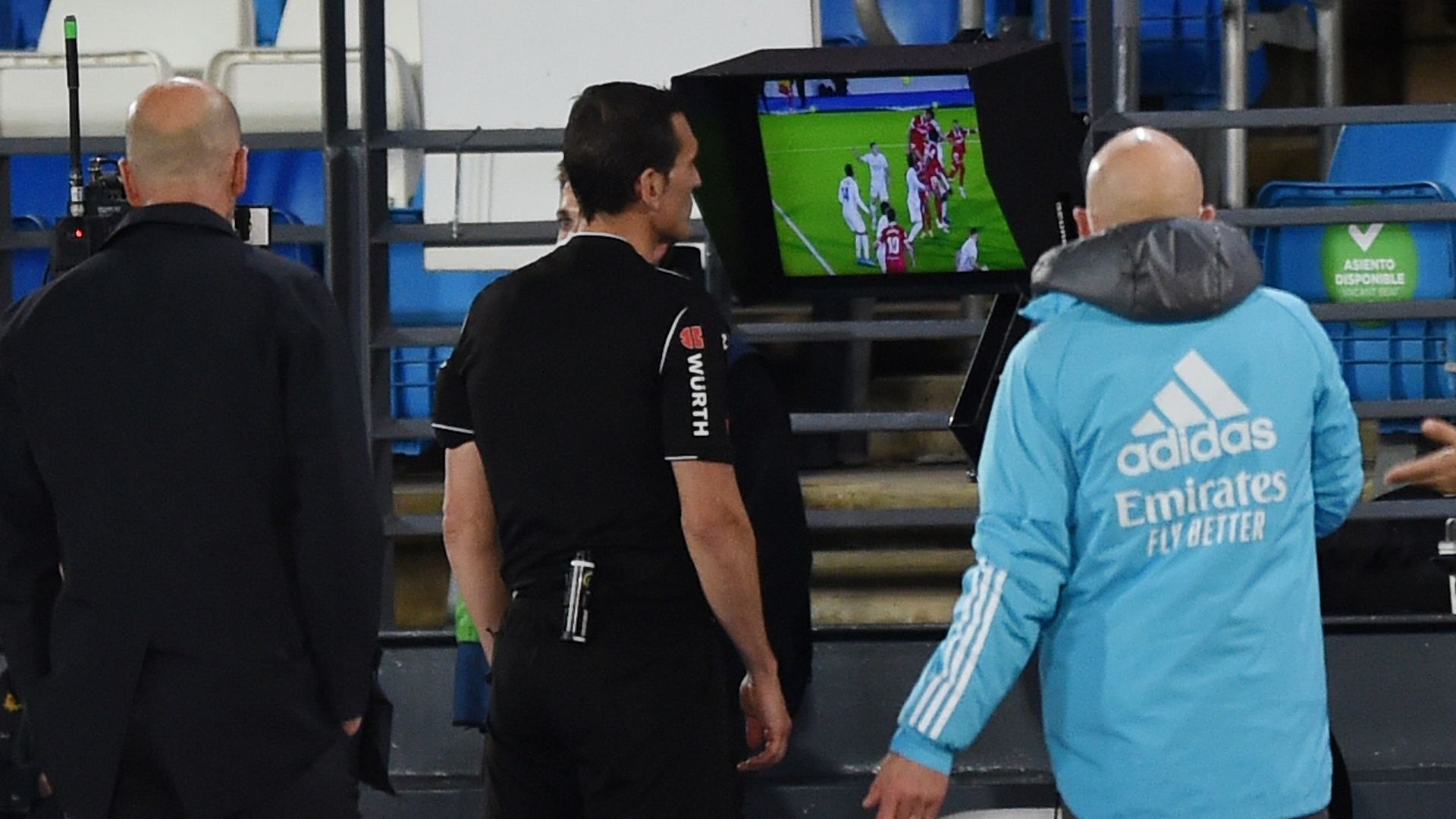 VAR, Real Madrid vs. Sevilla