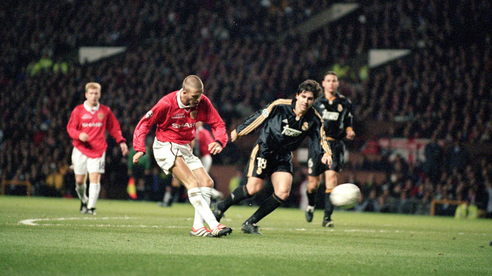 David Beckham Manchester United Champions League Real Madrid 2000