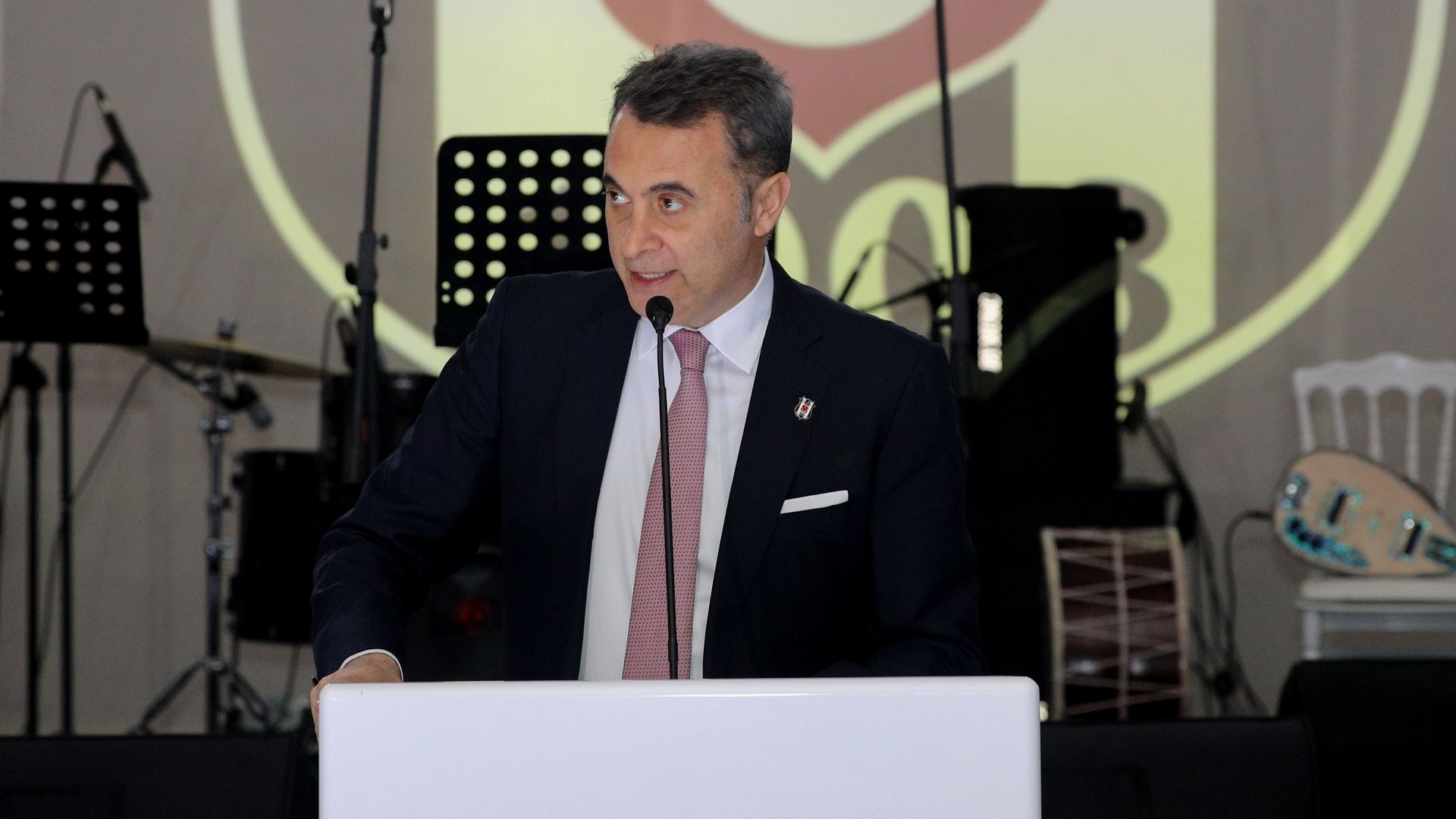 Fikret Orman