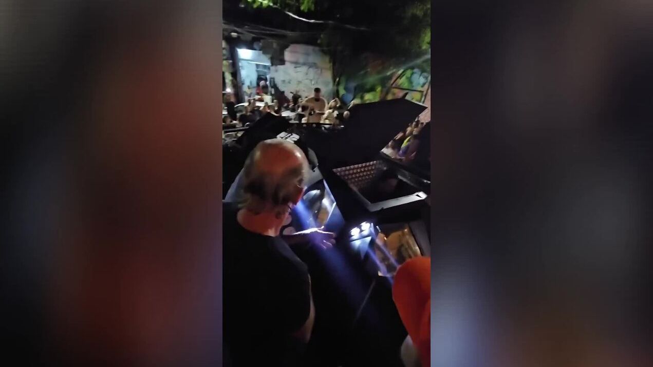 Designer mostra processo de construção de Batmóvel de Neymar