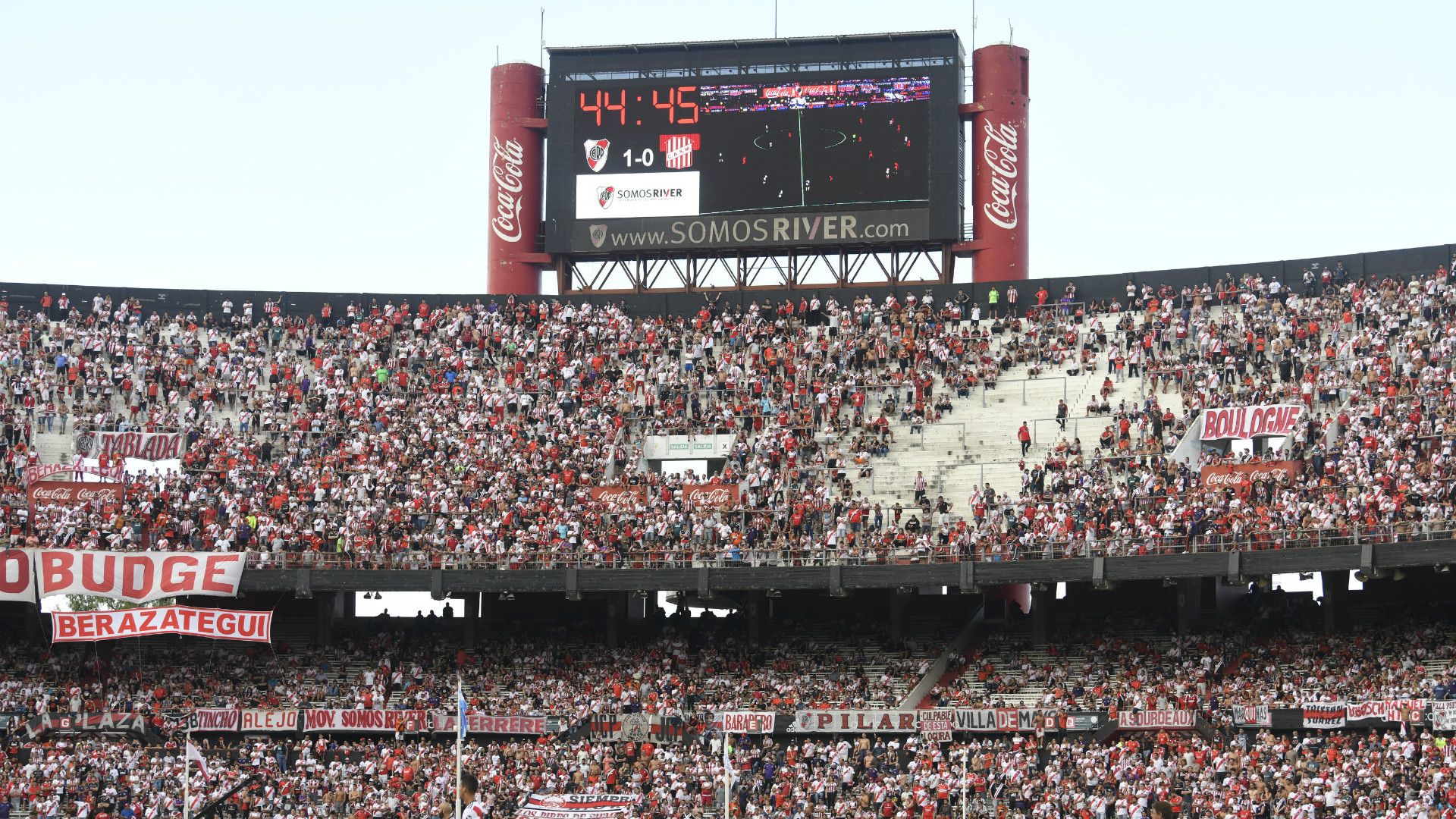 River Barra Tribuna Hueco Borrachos del Tablon