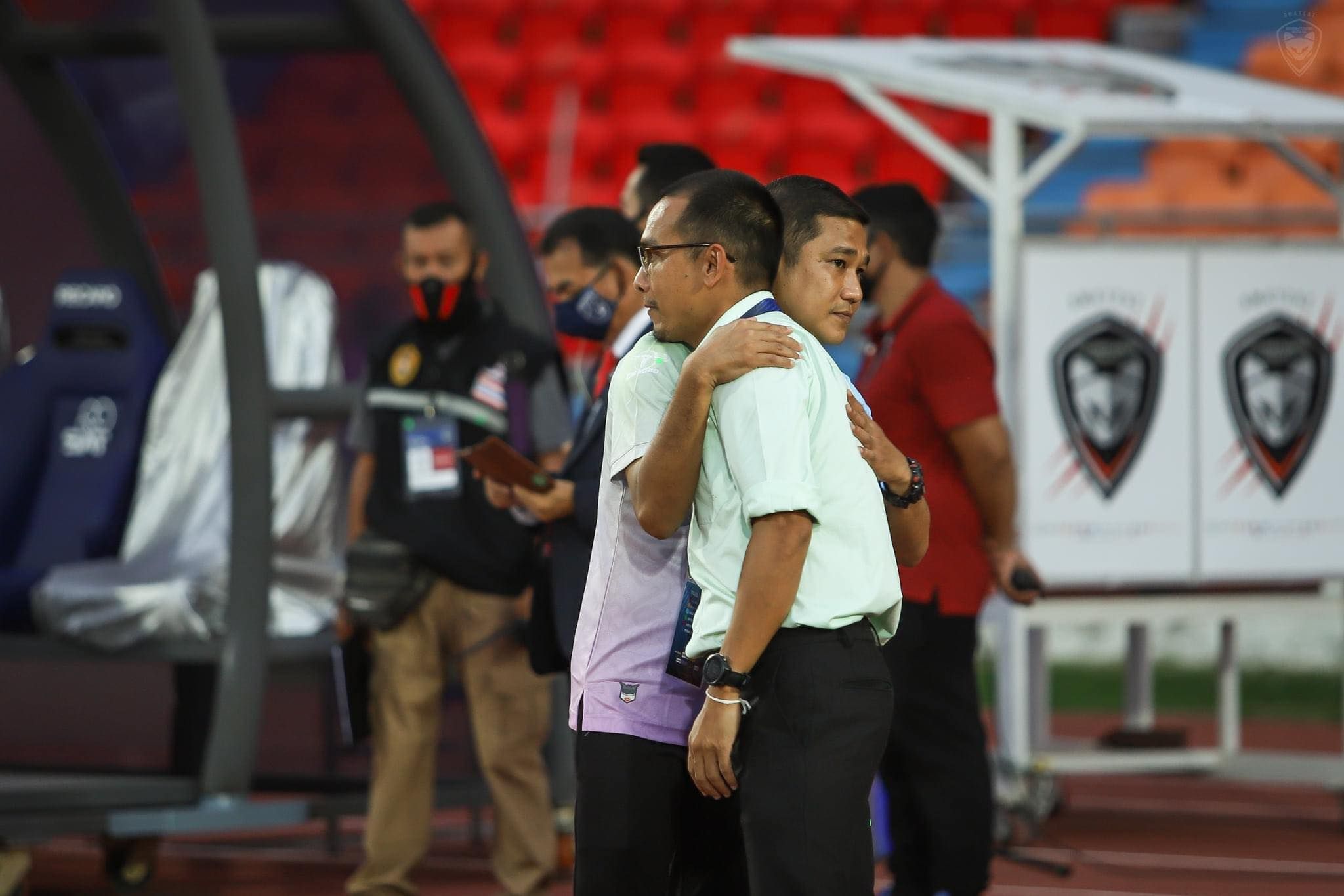 สุรพงษ์ คงเทพ - ธีระศักดิ์ โพธิ์อ้น