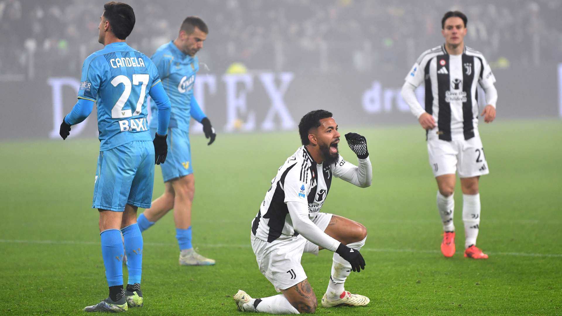 Douglas Luiz Juventus