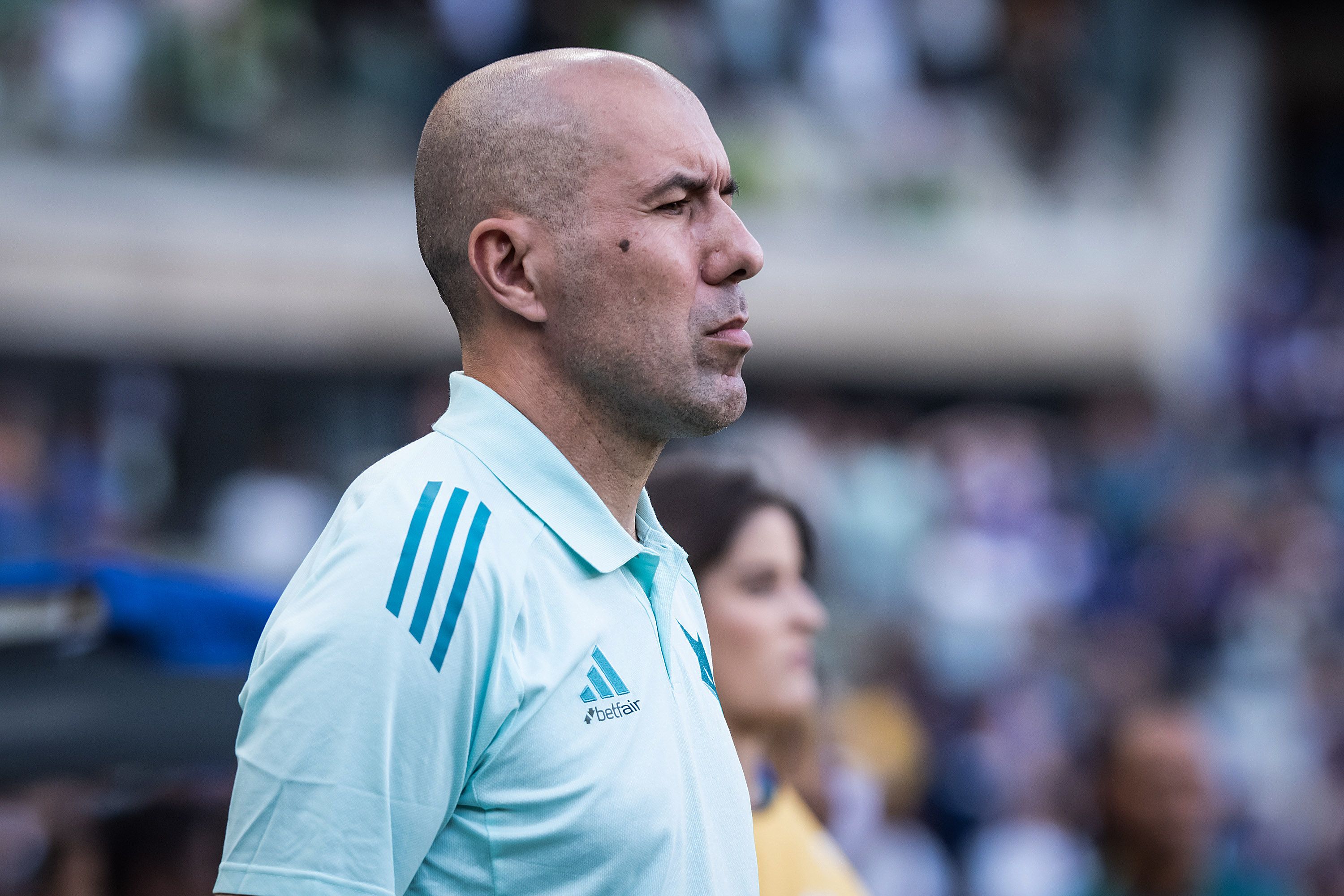 ESCALAÇÃO: Jardim realiza alterações para duelo com o Vasco