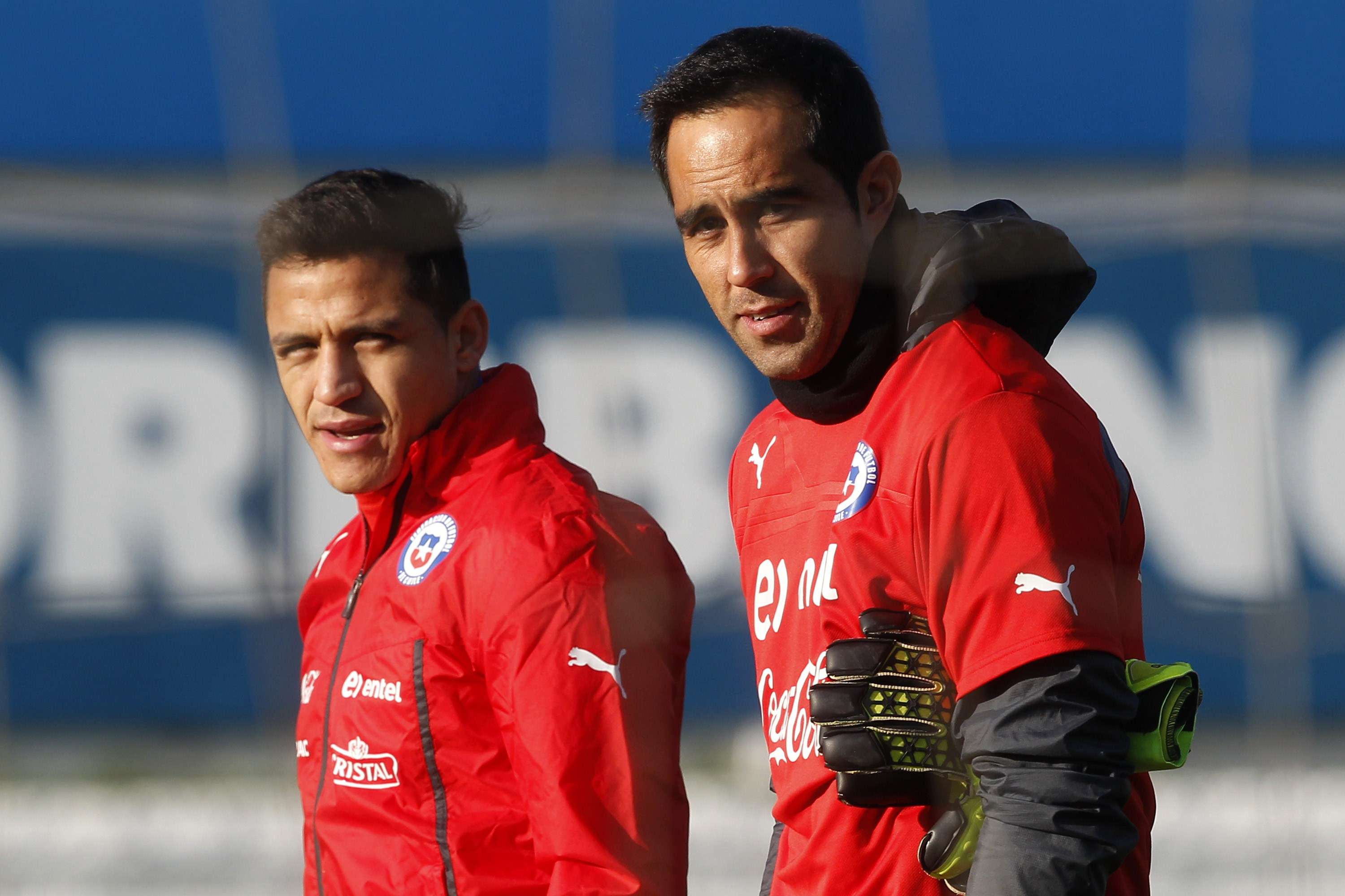 Claudio Bravo - Alexis Sánchez