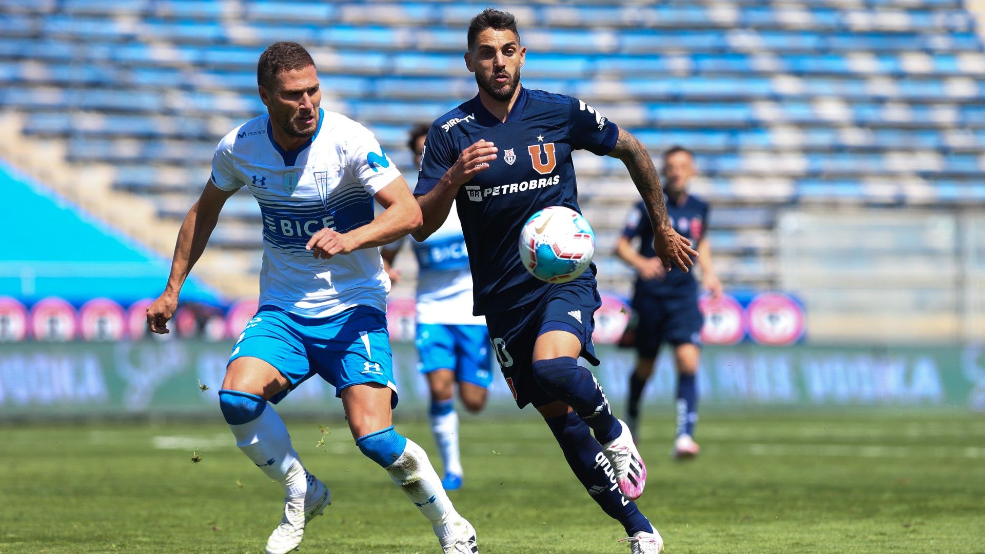 041020 Universidad Católica Universidad de Chile Germán Lanaro Joaquín Larrivey