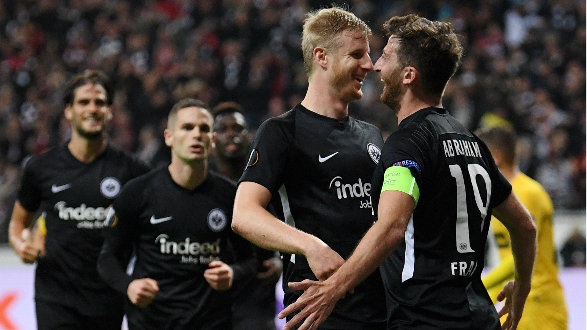 Martin Hinteregger David Abraham Eintracht Frankfurt Standard 2019
