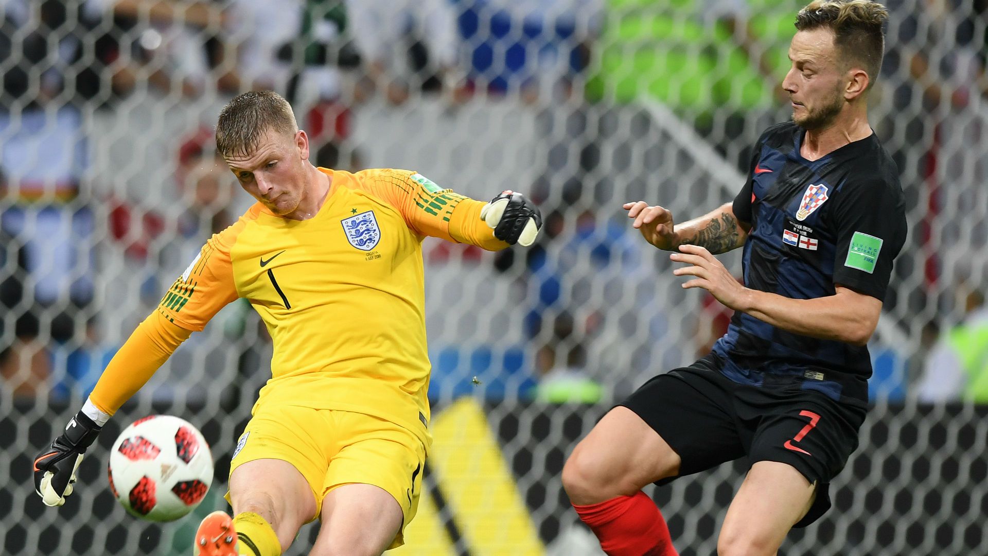 croatia england - jordan pickford ivan rakitic - world cup - 11072018