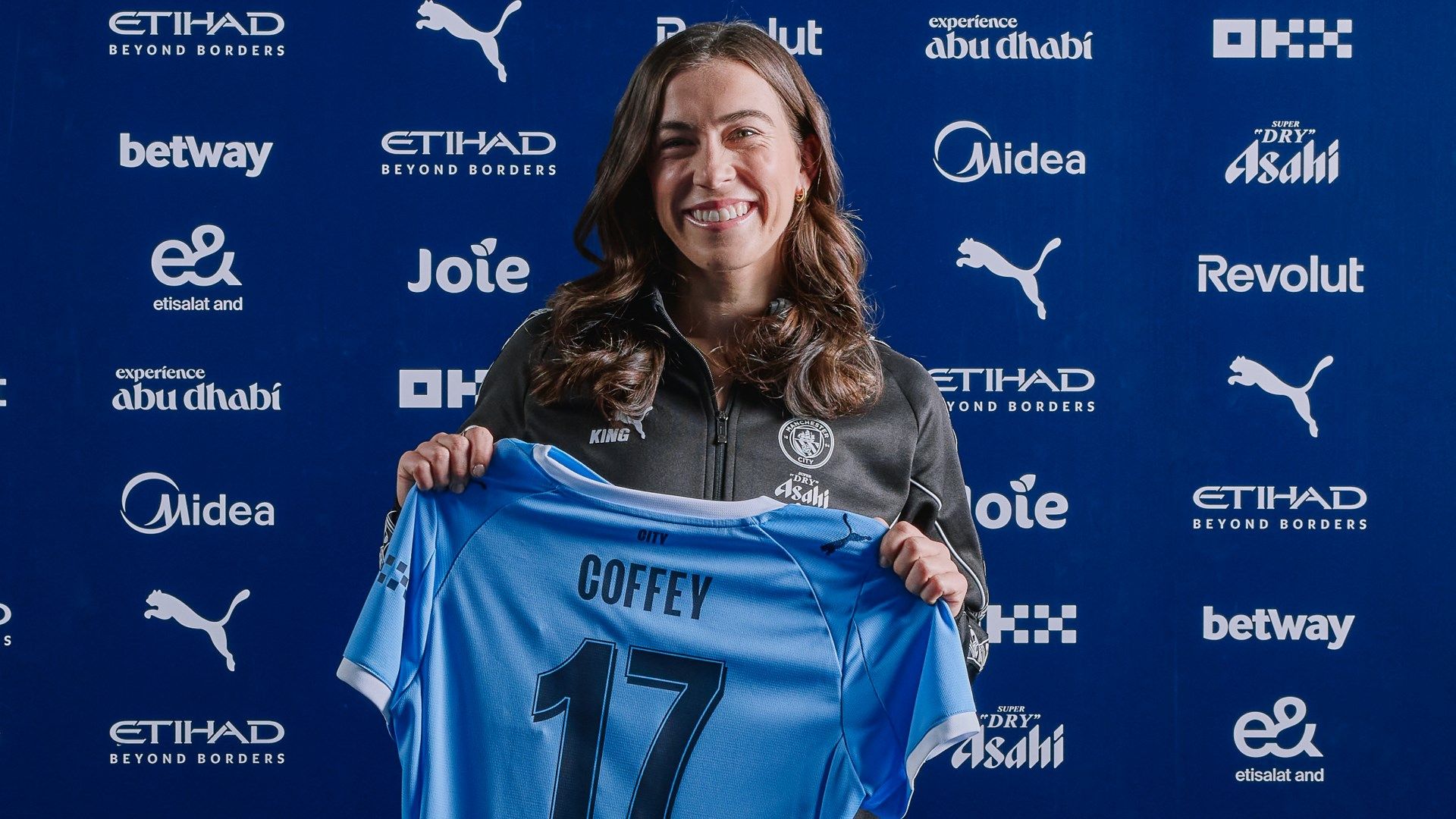 Sam Coffey Man City signing 2026