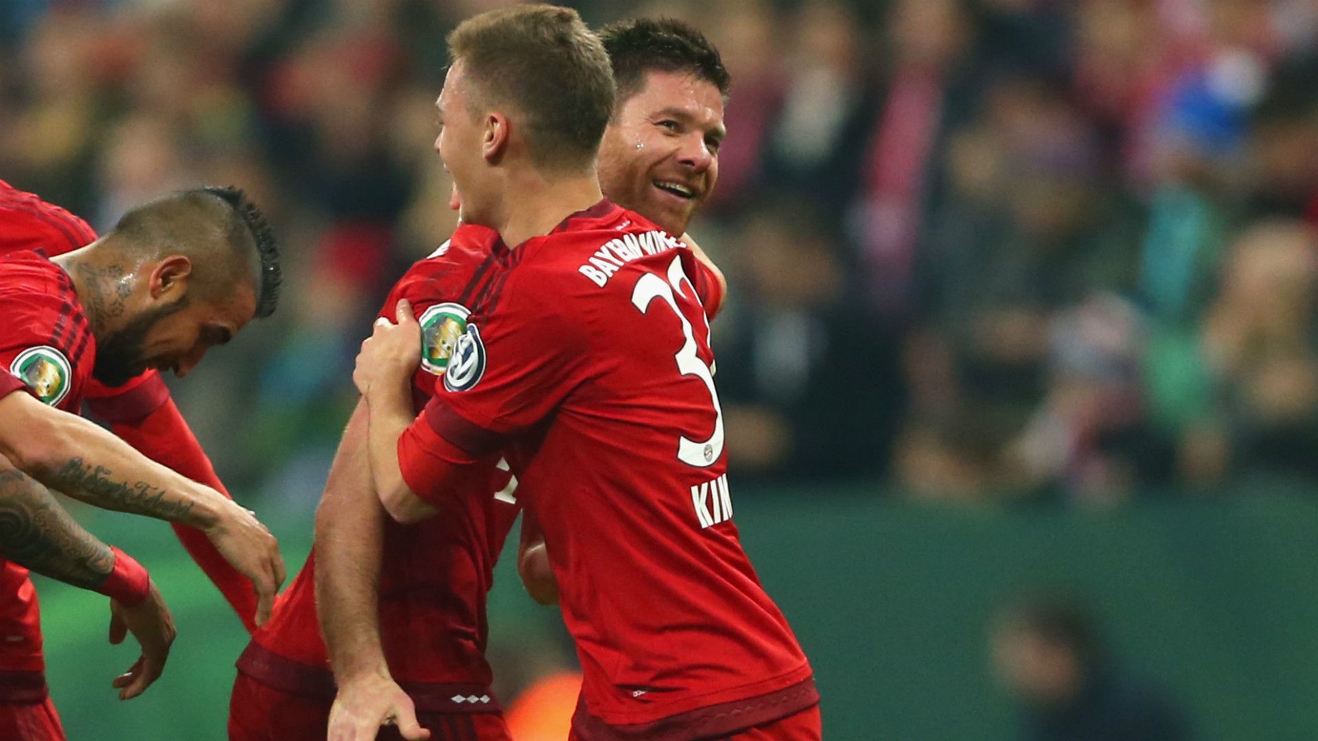 Joshua Kimmich Xabi Alonso FC Bayern DFB Pokal 15122015