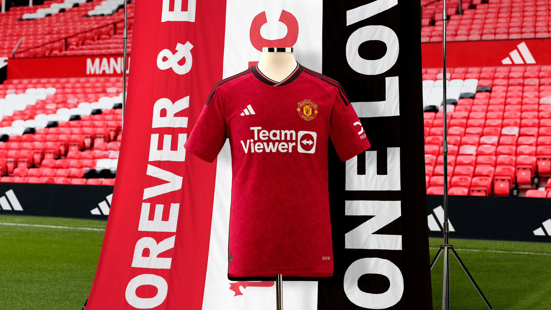 Manchester United No3 Bailly Red Home Soccer Club Jersey