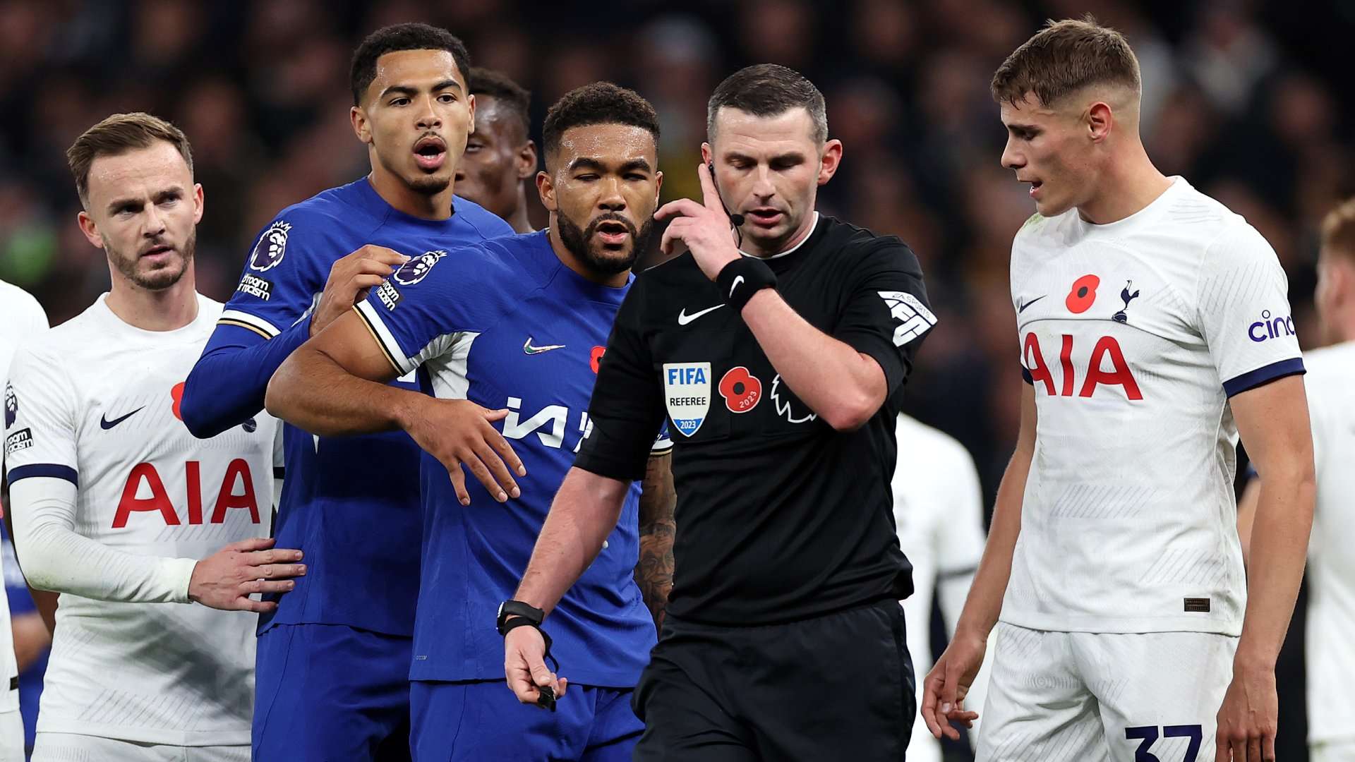 Michael Oliver Tottenham Chelsea 2023-24