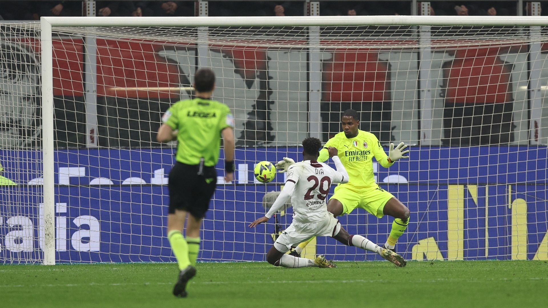 Dia Milan Salernitana