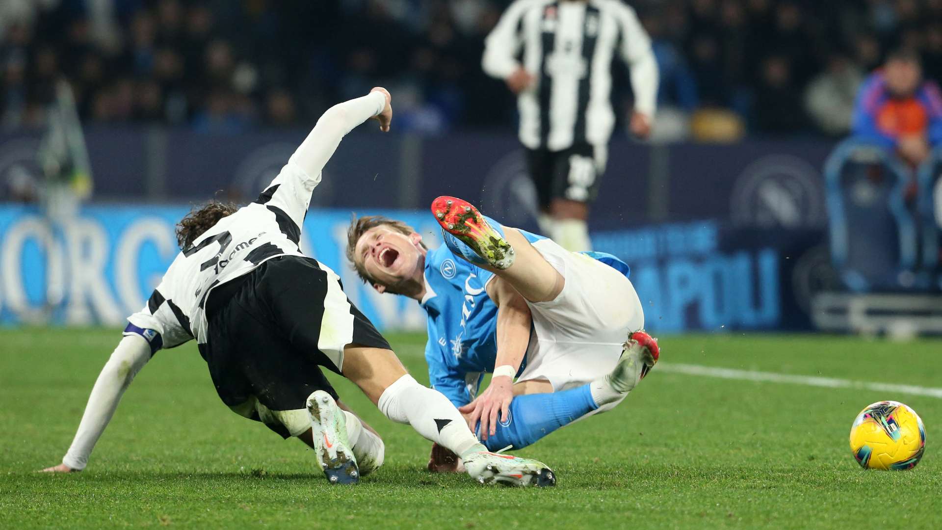 Locatelli McTominay Napoli Juventus