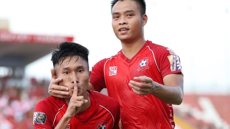 Doan Ngoc Tan vs Nguyen Huu Phuc Hai Phong vs Than Quang Ninh Round 17 V.League 2019