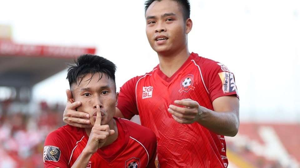 Doan Ngoc Tan vs Nguyen Huu Phuc Hai Phong vs Than Quang Ninh Round 17 V.League 2019