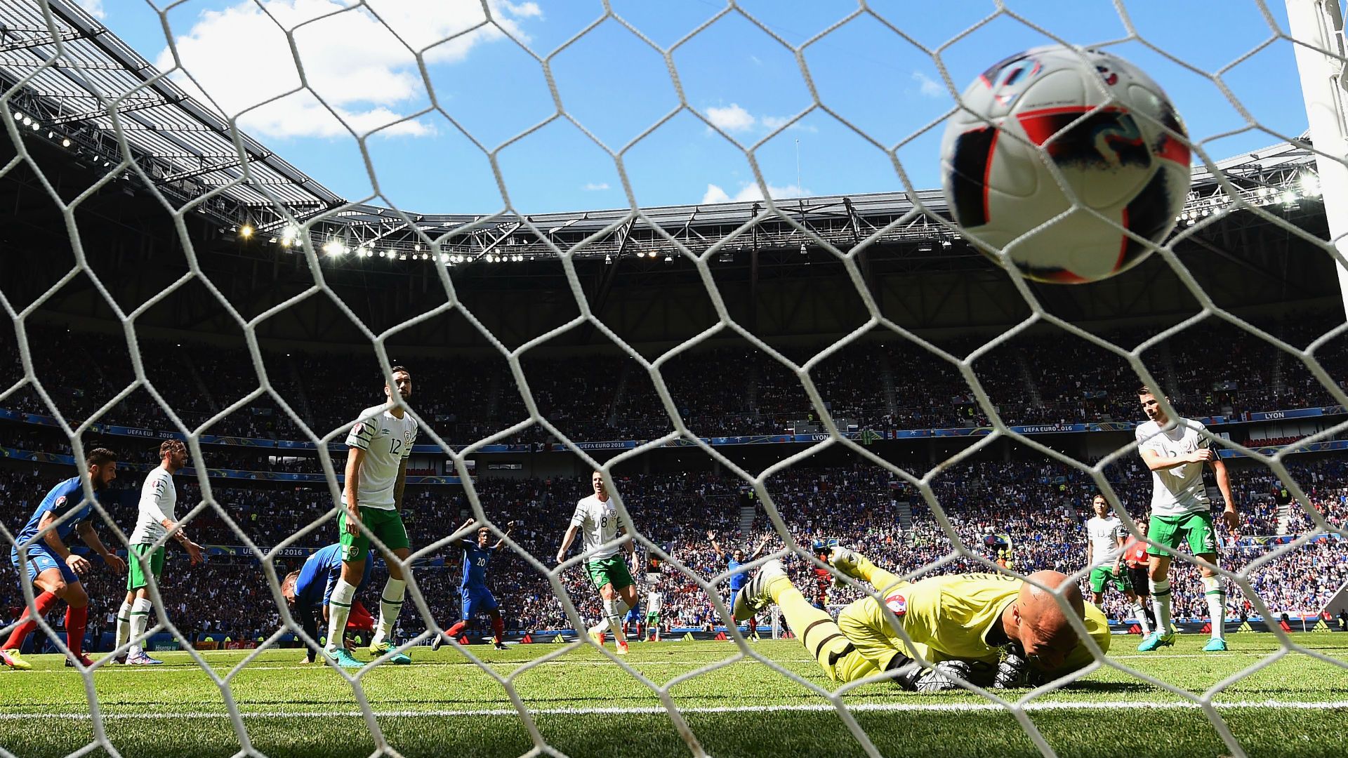 Darren Randolph Antoine Griezmann France Ireland UEFA Euro 2016 26062016