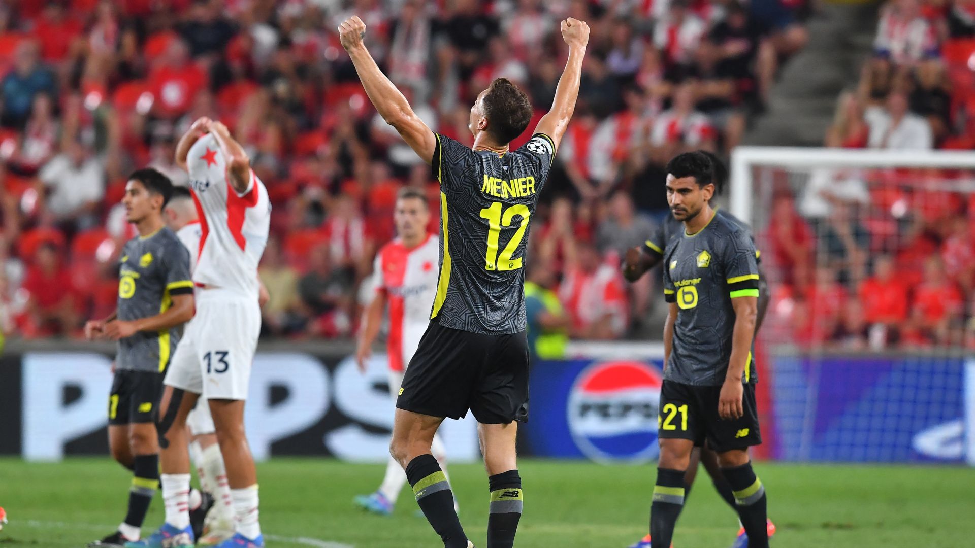 Thomas Meunier Lille Slavia